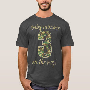 Camiseta Número de Bebé 3 Invitación de Embarazo Camo