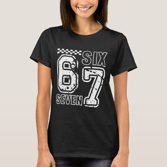 Camiseta Números Retro Seis Sete Humor Inteligente 6 7 Meme (Anverso)
