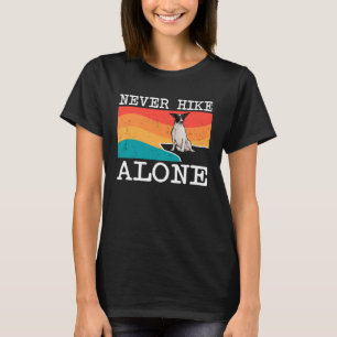 Camiseta Nunca Camine Sola Rat Terrier Senderismo Gráfico