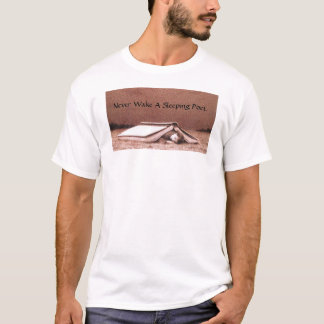 Camiseta Nunca despierte a un poeta durmiente