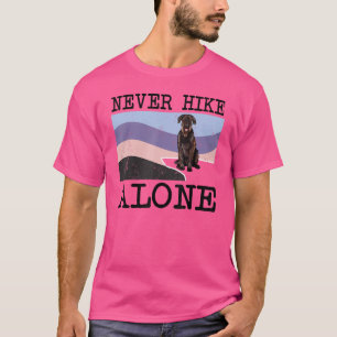 Camiseta Nunca escalar solo, el gigante Schnauzer