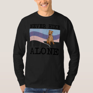 Camiseta Nunca Hike Solo Terrier Galés Perro Caminata