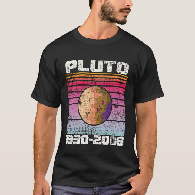 Camiseta Nunca Olvides Plutón 1930  2006 Retro  Espacio Plu (Anverso)