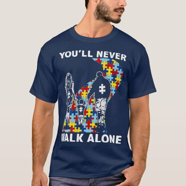 Camiseta Nunca pasearás sola por la conciencia del autismo (Anverso)