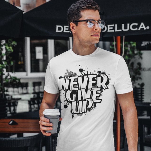 Camiseta NUNCA RENUNCIAR, Motivado, color de pulverización  (NEVER GIVE UP, Motivated, Black & White spray color T-Shirt)