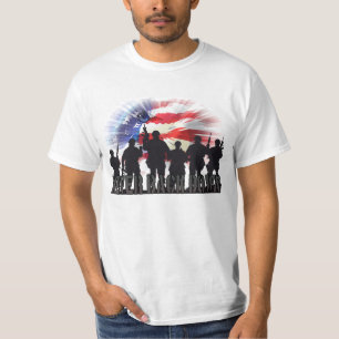Camiseta Nunca Retrocedas en Patriótico de la Bandera Ameri
