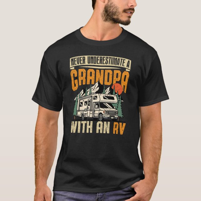 Camiseta Nunca Subestimes A Un Abuelo Con RV (Anverso)