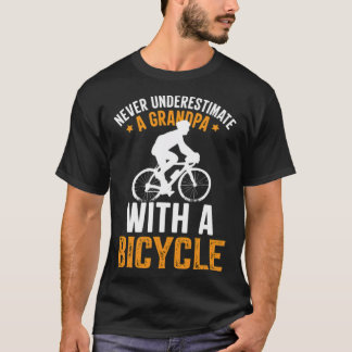 Camiseta Nunca subestimes a un abuelo con un animo de bicic
