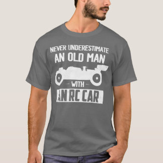 Camiseta Nunca Subestimes A Un Anciano Con Un Coche De Carr