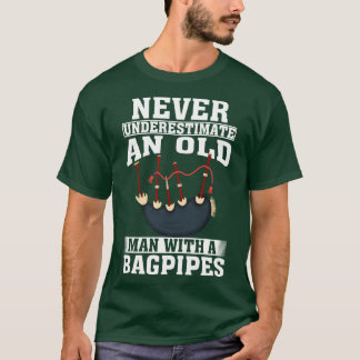 Camiseta Nunca subestimes a un anciano con un cuervo