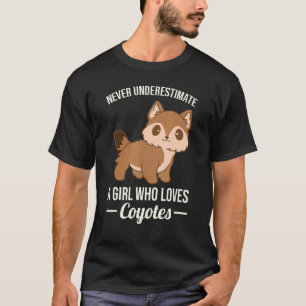 Camiseta Nunca Subestimes A Un Chica Que Ama Los Coyotes