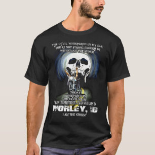 Camiseta Nunca subestimes a un hombre con identificación WO