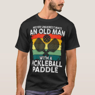 Camiseta Nunca Subestimes a un Hombre Mayor con un Pickleba