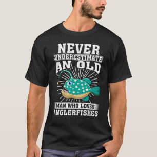 Camiseta Nunca Subestimes a un Hombre Mayor que Ama el Pez