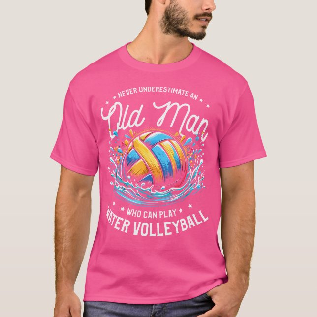 Camiseta Nunca Subestimes A Un Hombre Mayor Que Puede Jugar (Anverso)