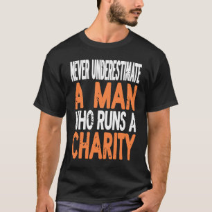 Camiseta Nunca Subestimes A Un Hombre Que Dirige Un Retro D
