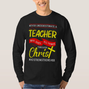 Camiseta Nunca Subestimes A Un Profesor Que Hace Todas Las 
