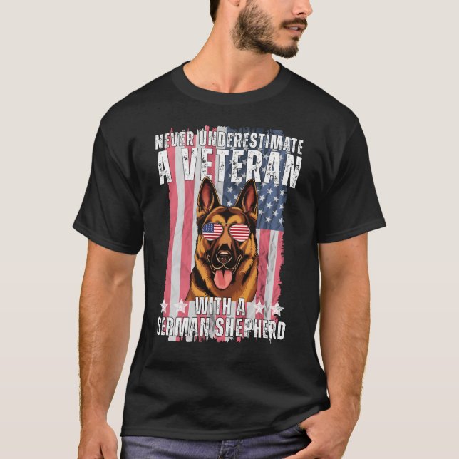 Camiseta Nunca Subestimes A Un Veterano Con Un Pastor Alemá (Anverso)