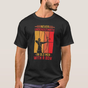 Camiseta Nunca Subestimes A Un Viejo Con Un Arquero De Vaca