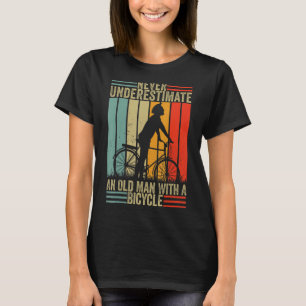 Camiseta Nunca Subestimes A Un Viejo Con Un Retro De Bicicl