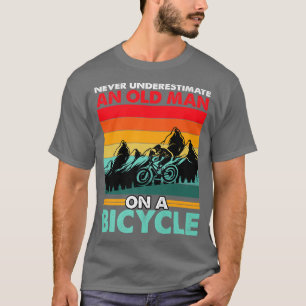 Camiseta Nunca Subestimes A Un Viejo Hombre Con Una Bicicle