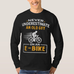 Camiseta Nunca Subestimes A Un Viejo Hombre En Bicicleta El