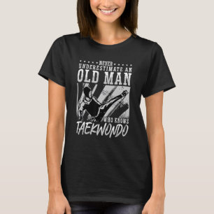 Camiseta Nunca Subestimes A Un Viejo Luchador De Tierras Al