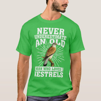 Camiseta Nunca Subestimes A Un Viejo Que Ama Al Kestrels