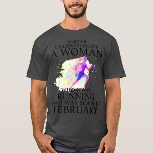 Camiseta Nunca subestimes a una mujer a la que le encanta c