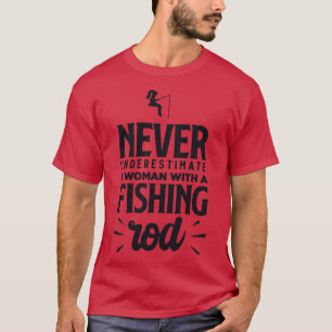 Camiseta Nunca subestimes a una mujer con una maraña de pes
