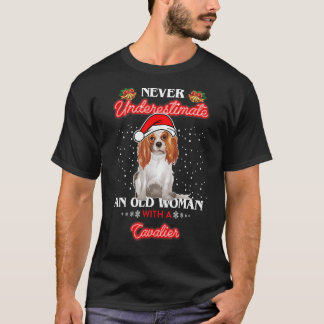 Camiseta Nunca Subestimes A Una Vieja Con Un Caballero