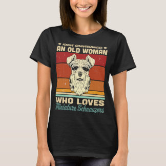 Camiseta Nunca Subestimes A Una Vieja Que Ama Mini Sc