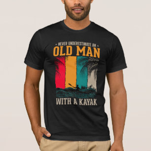 Camiseta Nunca Subestimes Al Viejo Con Kayak