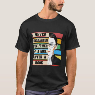Camiseta Nunca Subestimes El Poder De Un Con Un Libro