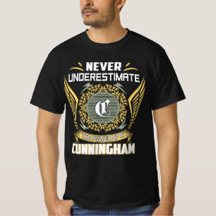 Camiseta Nunca Subestimes El Poder De Un Cunningham