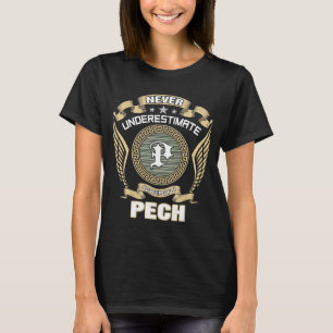 CAMISETA NUNCA_SUBESTIMES_EL_PODER_DE_UN_PECH