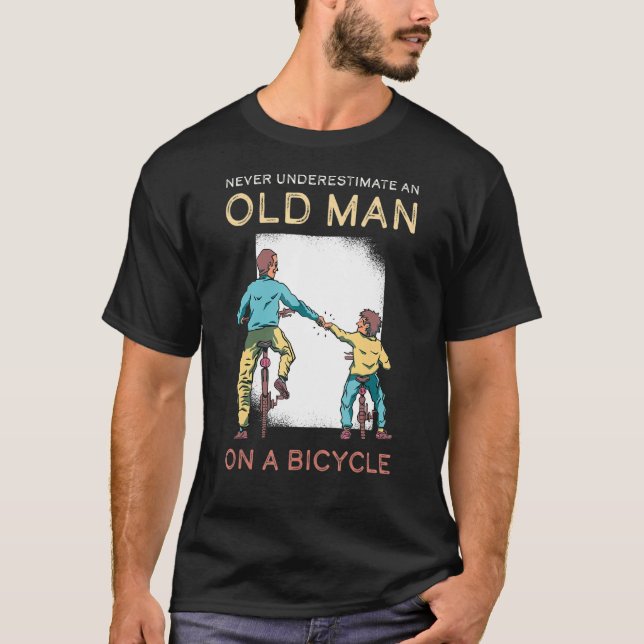 Camiseta Nunca subestimes la bicicleta de montaña del viejo (Anverso)