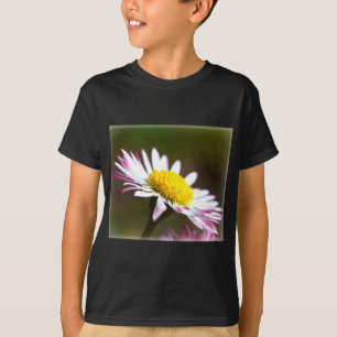 Camiseta nupcial romántico romántico de los pétalos
