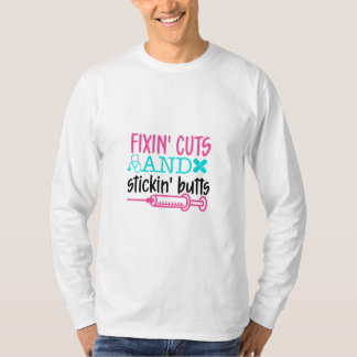 Camiseta Nurse Gift  Fixin' Cuts Stickin' Butts