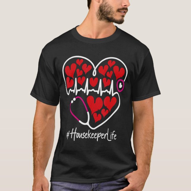 Camiseta Nursing Stethoscope Heart Housekeeper Valentines  (Anverso)