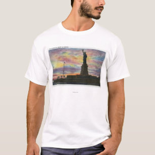 Camiseta NYC, nueva opinión de YorkSunrise de la estatua d
