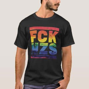 Camiseta NZS FCK El mundo es color arcoiris LGB