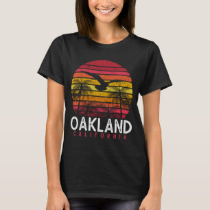 Camiseta Oakland California CA Vintage Beach Retro 70s 80s 