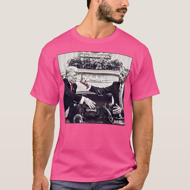 Camiseta Obama apaga a Trump (Anverso)