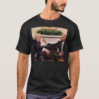 Camiseta Obama se deshaga de Trump Pegatina