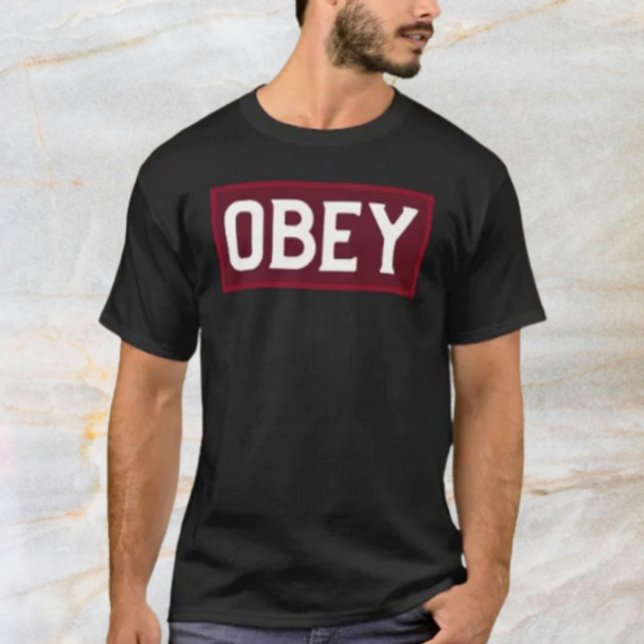 Camiseta OBEY Bold Red Box Typography Shirt (Subido por el creador)