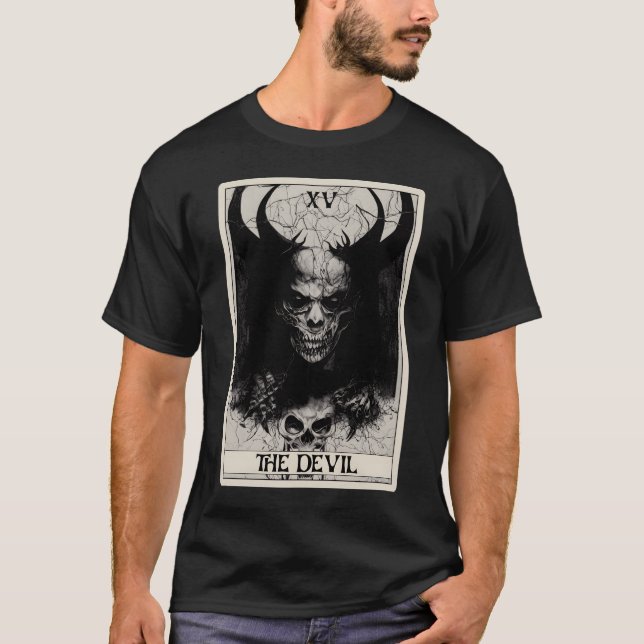 Camiseta Occult Dark Horror Devil Tarot Card (Anverso)