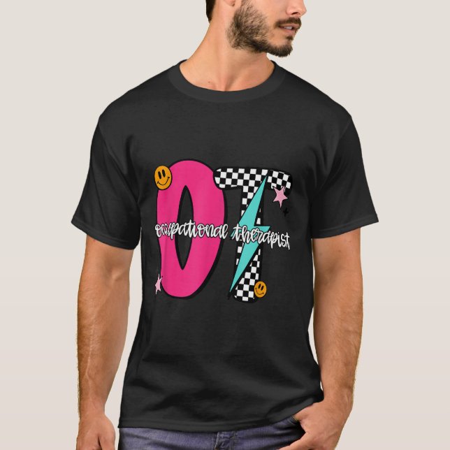 Camiseta Occupational Therast Retro Checkered Ot Graduation (Anverso)