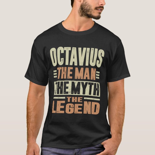 Camiseta Octavio El Hombre El Mito (Anverso)