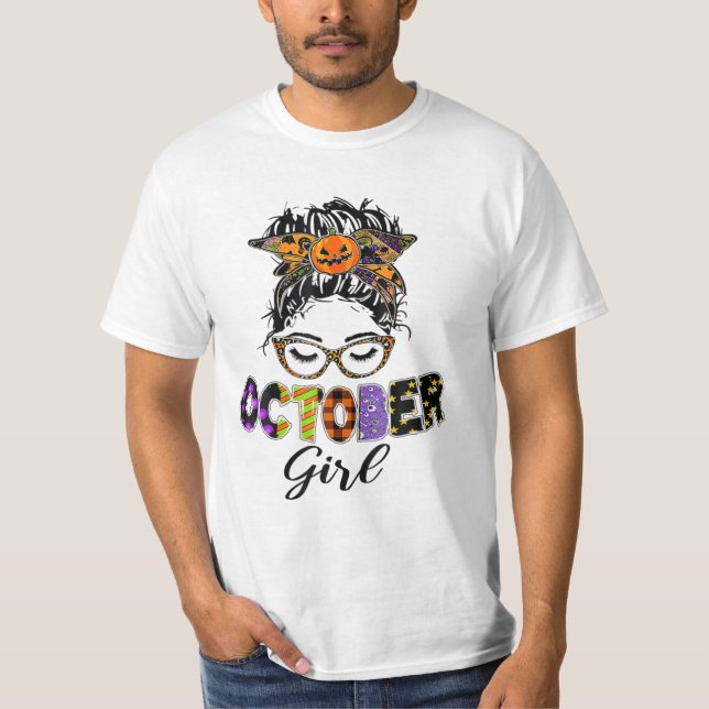 Camiseta Octubre Chica Halloween Messy Bun (Anverso)